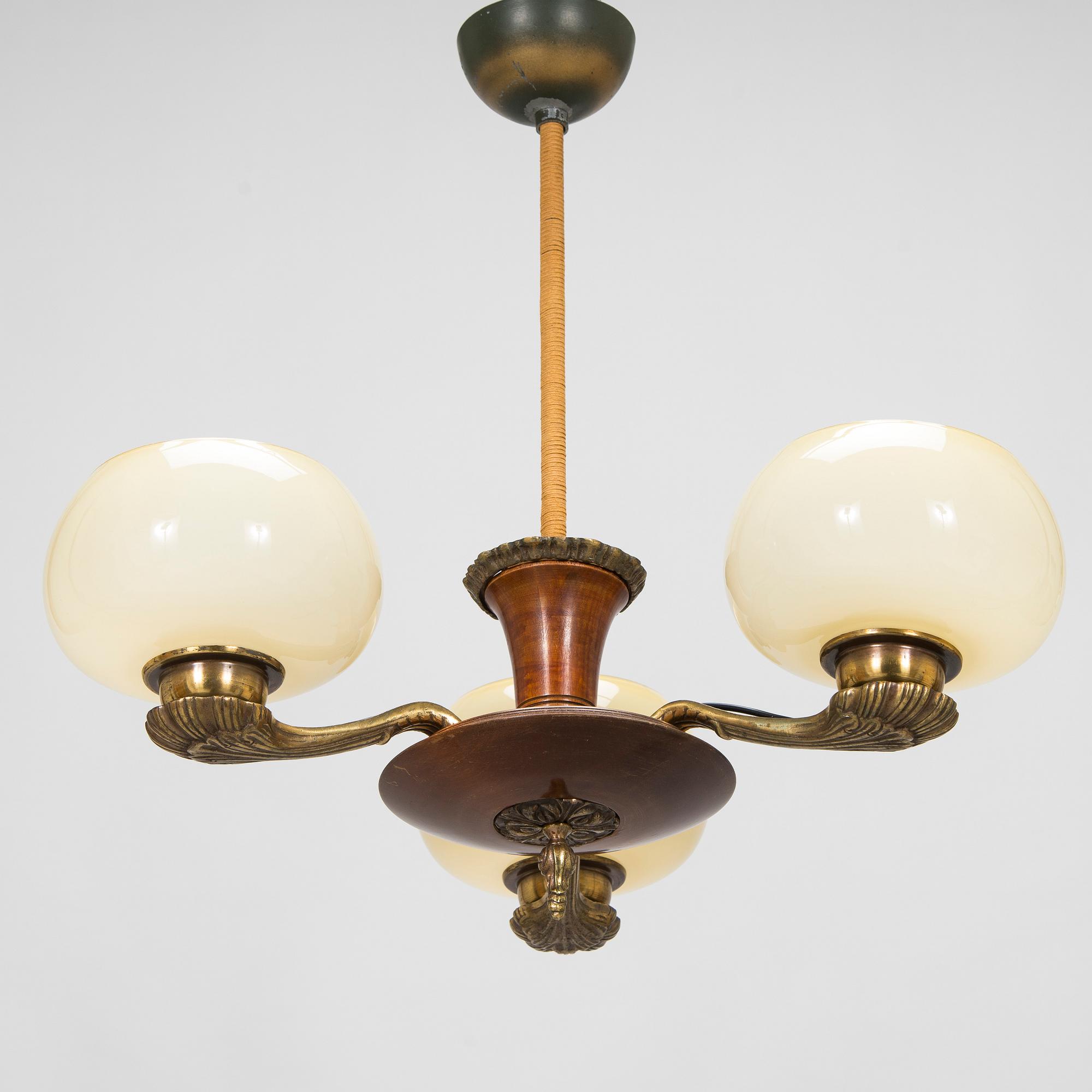 Paavo Tynell, a 1930's '1376/3' chandelier for Taito.