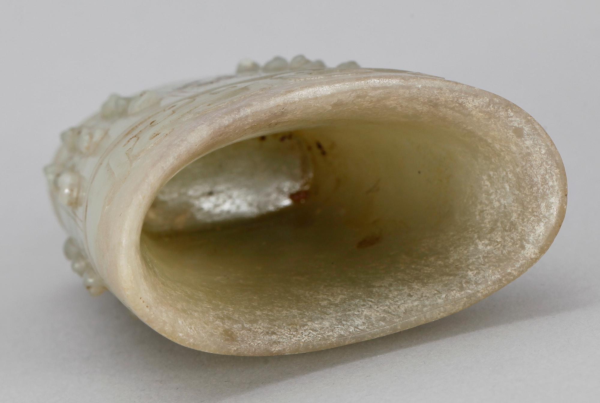 KLOCKA, jade, 1700/1800-tal.