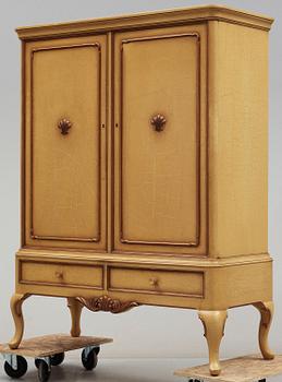 MATSALSSKÅP, rokokostil, Svensk Möbelindustri, 1900-talets början.