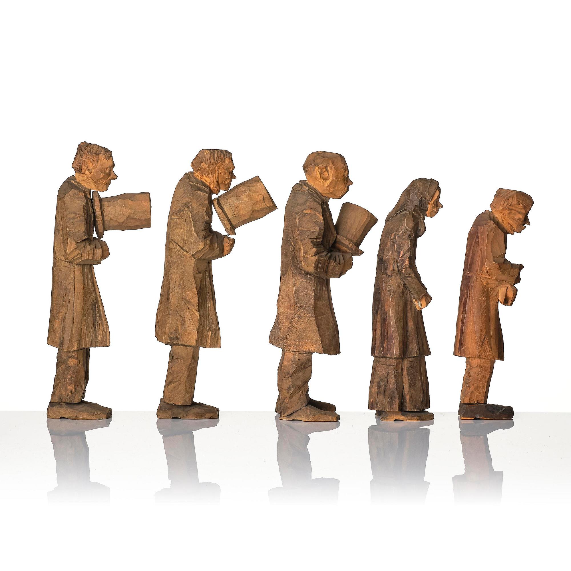 Axel Petersson Döderhultarn, "Begravning" (= The funeral) (7 pieces).