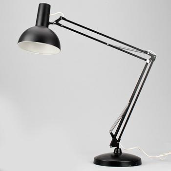 BORDSLAMPA, "IT-Lamp, Poul Henningsen för Louis Poulsen, Danmark, formgiven 1972.