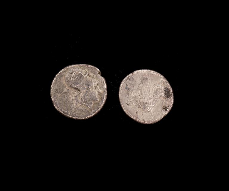 MYNT, 2 st. silver. Grekland 350-338 f. Kr. Ca tot 15g.