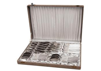 655. Bertel Gardberg, SET OF CUTLERY 32 PIECES.