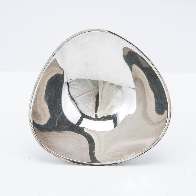 Gustaf Jansson, bowl, silver, C. G. Hallberg, Stockholm, 1959.