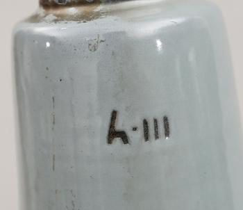 INDUSTRILAMPOR, 2 st, emalj, 1900-talets första hälft. Höjd 44 cm.