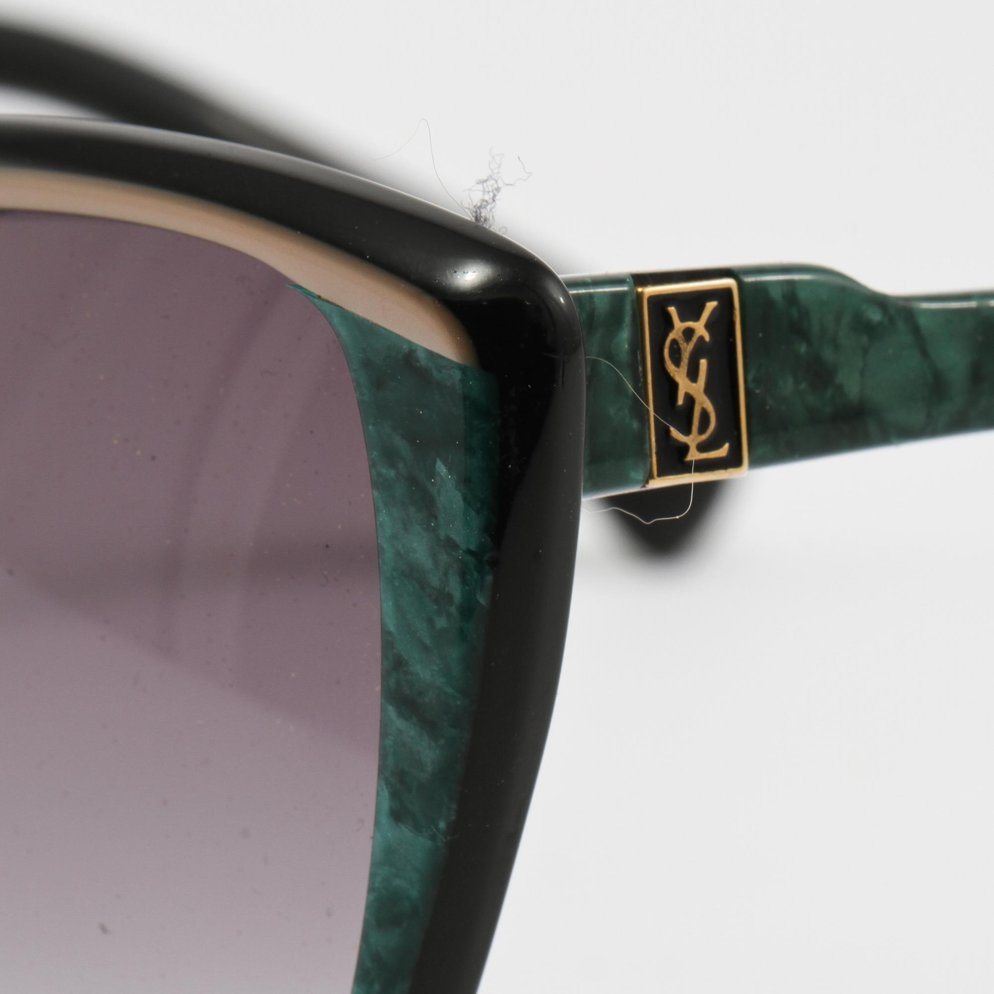 SOLGLASÖGON, "8706", Yves Saint Laurent, Frankrike, 1900-talets fjärde kvartal.