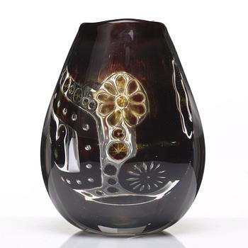 Edvin Öhrström, an "Ariel" glass vase, Orrefors 1957.