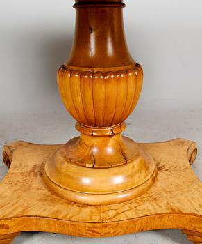 BORD, senempire, 1800-talets första hälft.