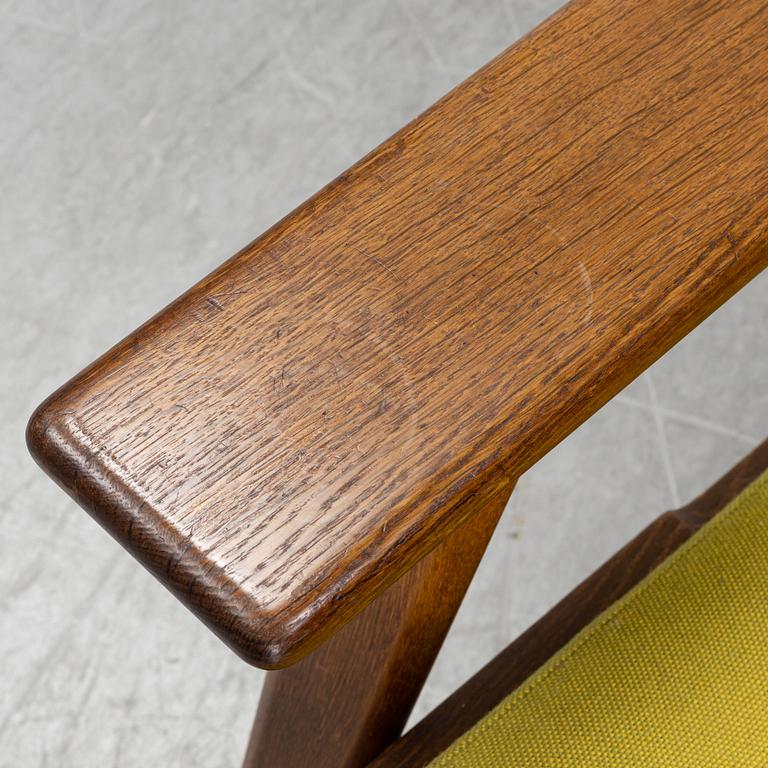 A GE-290A lounge chair by Hans J Wegner, for Getama, designed 1953.