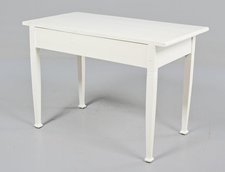 SKRIVBORD, jugend, 1900-talets första hälft.