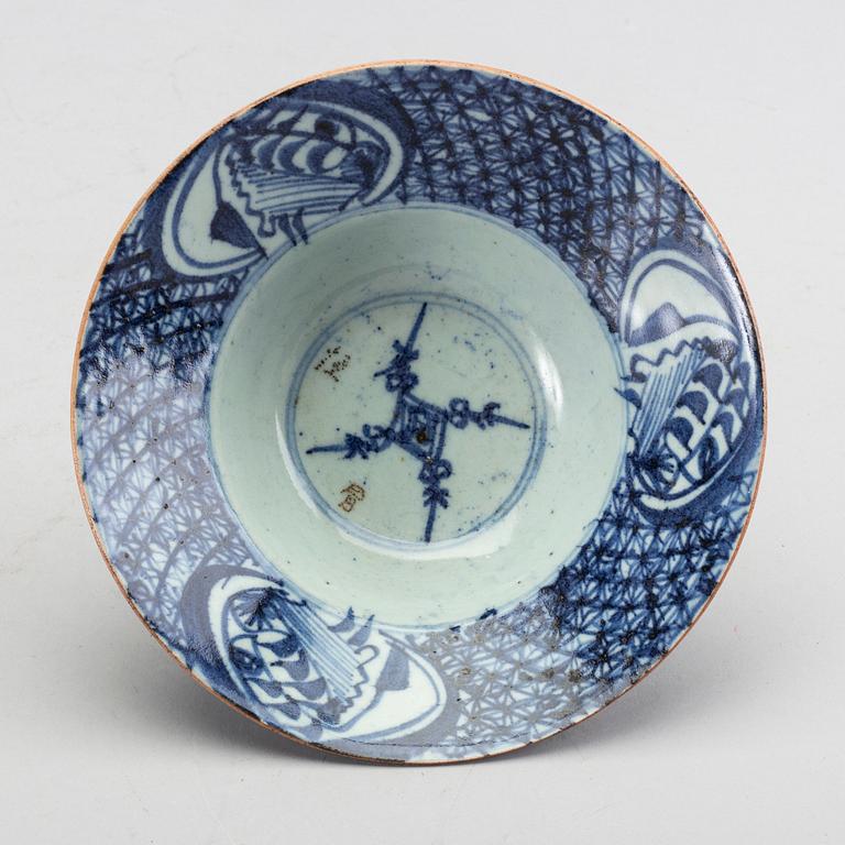 SKÅL, porslin. Kina, för sydostasien, sent 1800-tal.