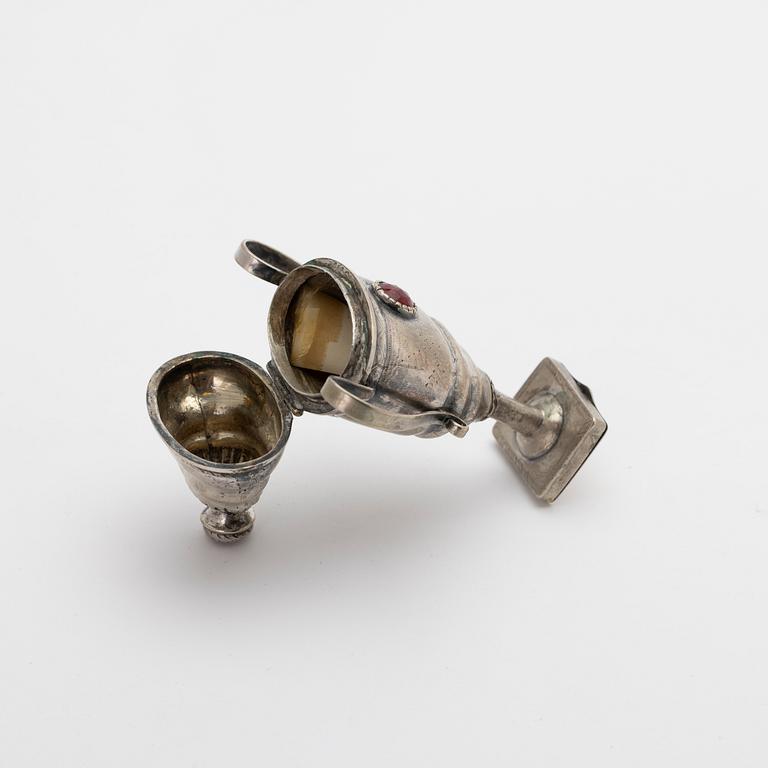 Snuff box, silver, L. P Helt (born 1783), Denmark, first half of the 19th century.