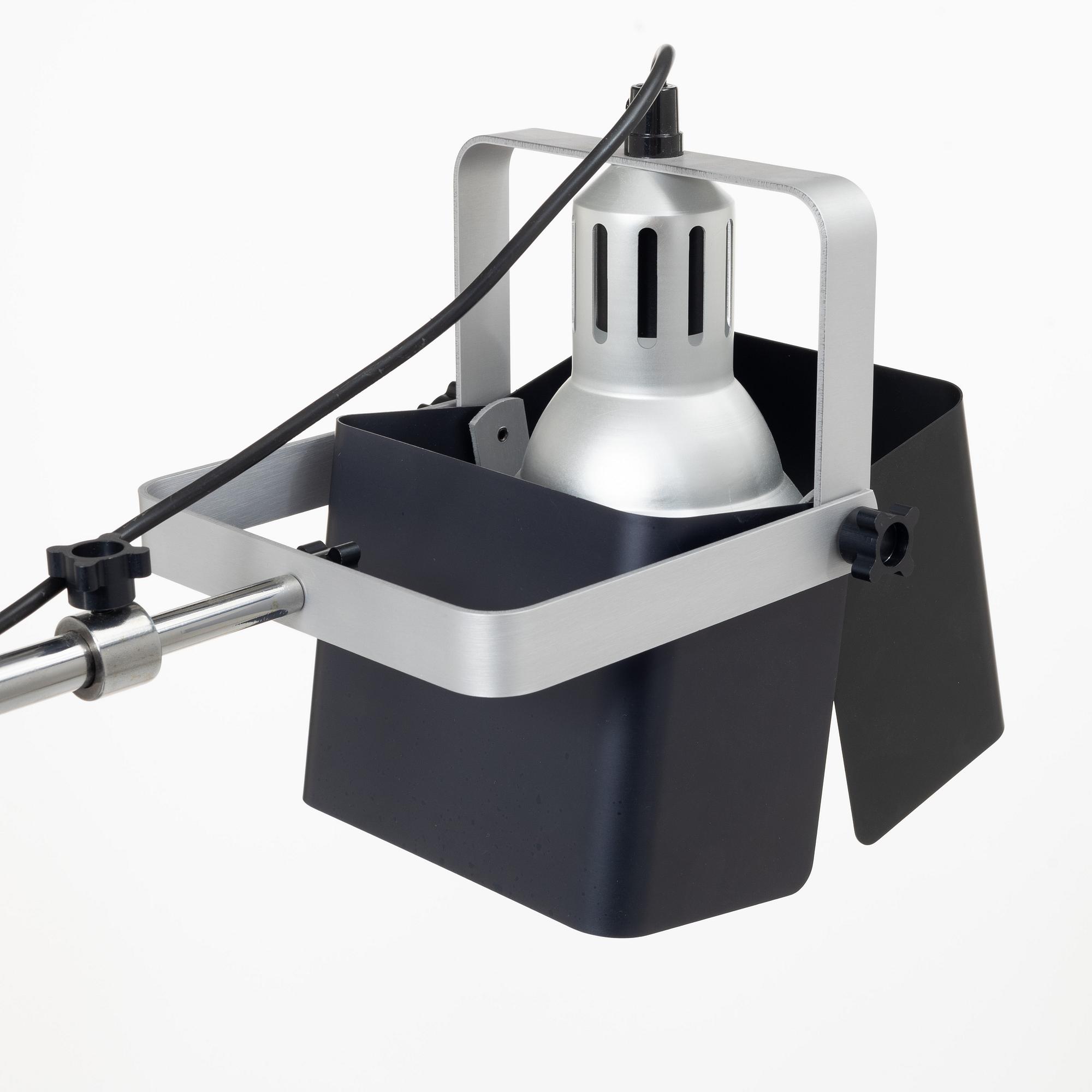 Yrjö Kukkapuro, an 'YK100B1' table lamp, blond Belysning, Sweden, 2020's.