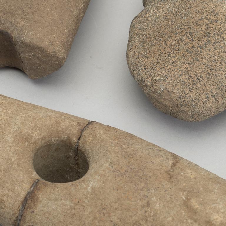 STENREDSKAP- / -VAPEN m m, 8 delar, sannolikt neolitikum / neoliticum.