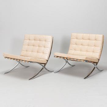 Ludwig Mies van der Rohe, fåtöljer, ett par, "Barcelona", Knoll.