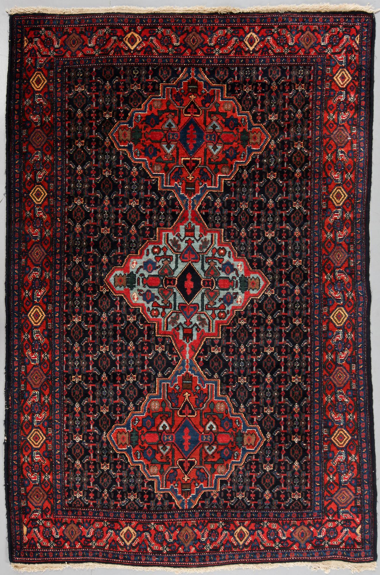 MATTA, orientalisk, semiantik. 200x133 cm.