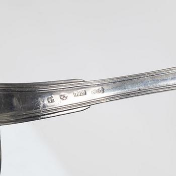 Cutlery, 30 pieces, silver, England and Sweden, including John Walton, Newcastle 1836.