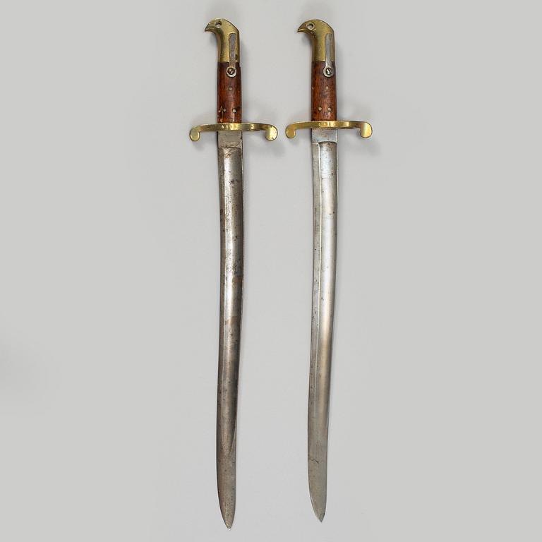 BAJONETTER 7 st, svenska, 1800-tal.