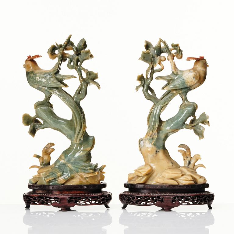 Skulpturer, 1 par, nefrit, Kina, 1900-tal.