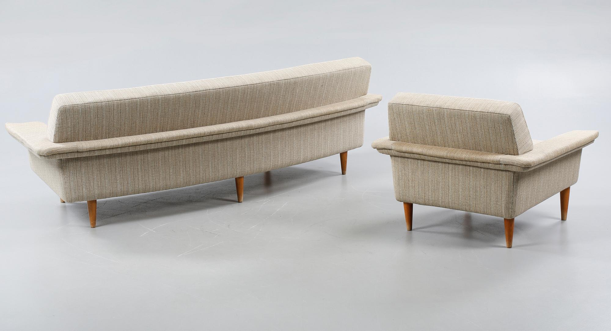 A sofa and a lounge chair by Johannes Andersen for Trensum, third quarter of the 20th century.