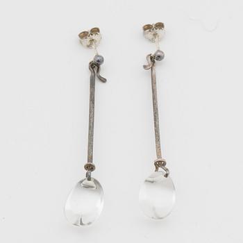 VIVIANNA TORUN BÜLOW-HÜBE, a pair of earrings, "Dew Drop" Georg Jensen, Denmark,