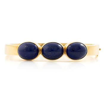 576. Wiwen Nilsson, a bracelet, 18K gold with lapis lazuli, Lund 1965.