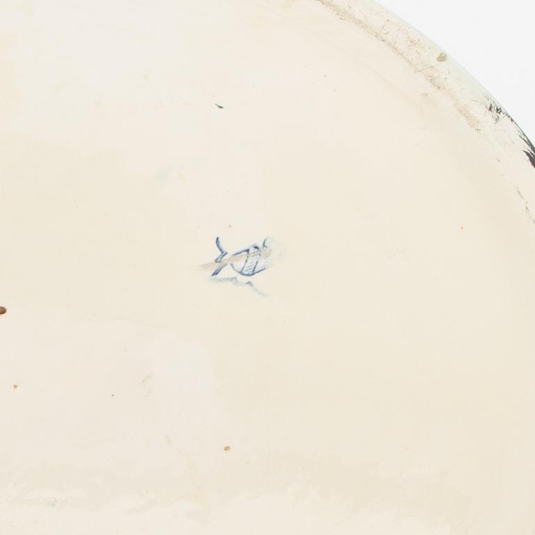 Wilhelm Süss jardinière for Karlsruhe State Majolica Manufactory AG, first half of the 20th century.