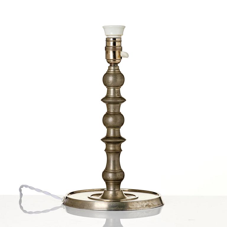 Estrid Ericson, a rare pewter table lamp model "A 87", Firma Svenskt Tenn, Stockholm, 1927.