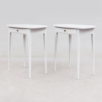 SÄNGBORD, 1 par, 1900-talets mitt.