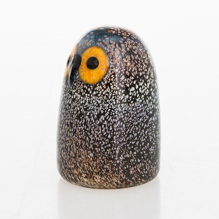 OIVA TOIKKA, a glass sculpture signed O. Toikka Nuutajärvi.