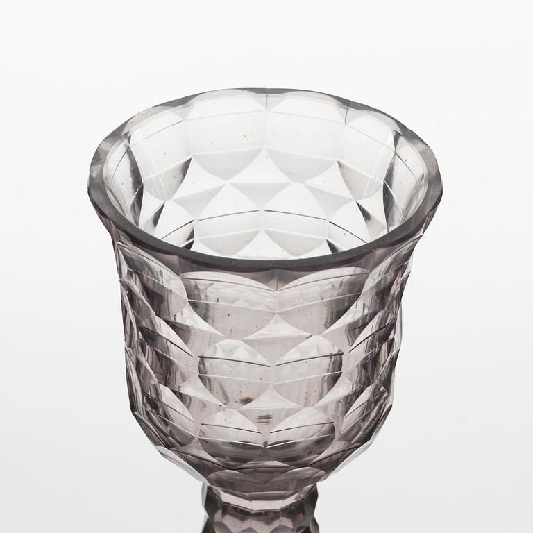 A pair of Anglo-irish cut-glass goblets, first part of the 19th century.