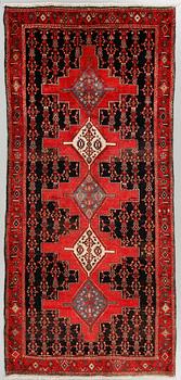 MATTA, Senne, old/semiantik, 307 x 145 cm.