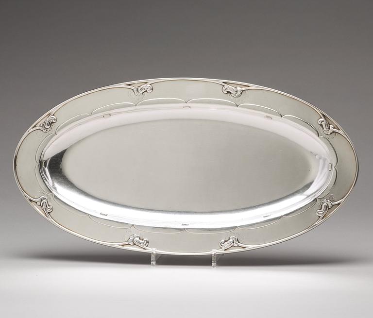 Georg Jensen, an 830/1000 silver fish serving platter, Copenhagen 1918, Swedish import marks, design nr 206.