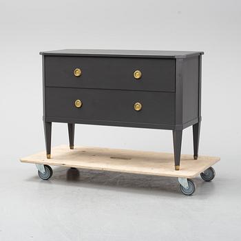 A chest of drawers from the first half of the 20th century.
