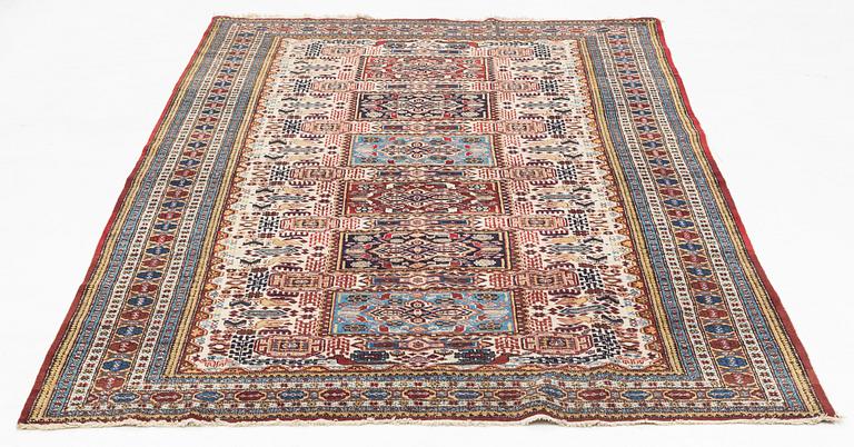 A carpet, semi-antique/old Ardebil, ca 262 x 168 cm.