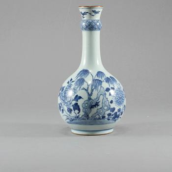 VAS, porslin, Kina, 1700-tal.