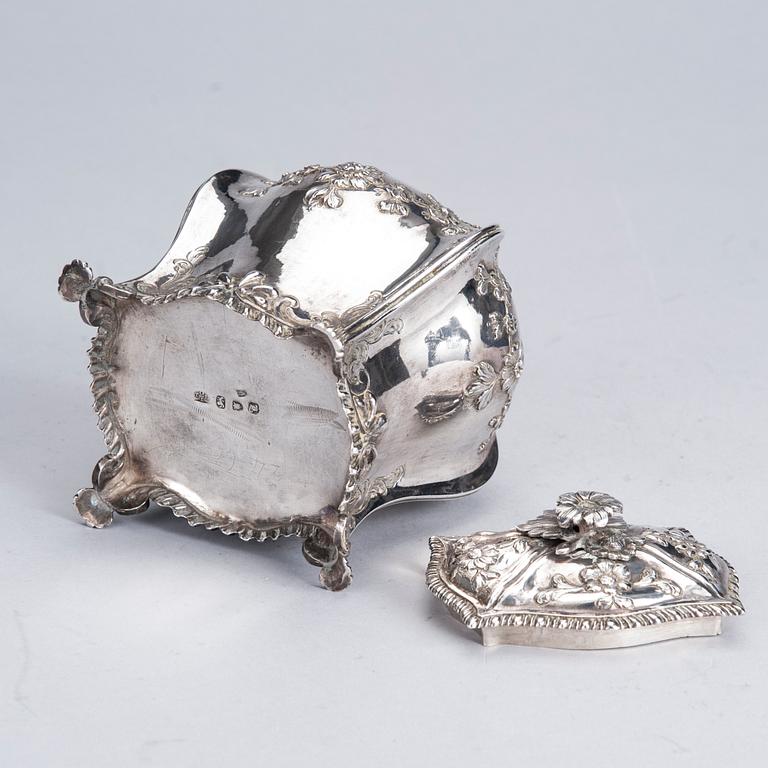 TEDOSA, sterlingsilver, London 1766. Vikt ca 268 g.