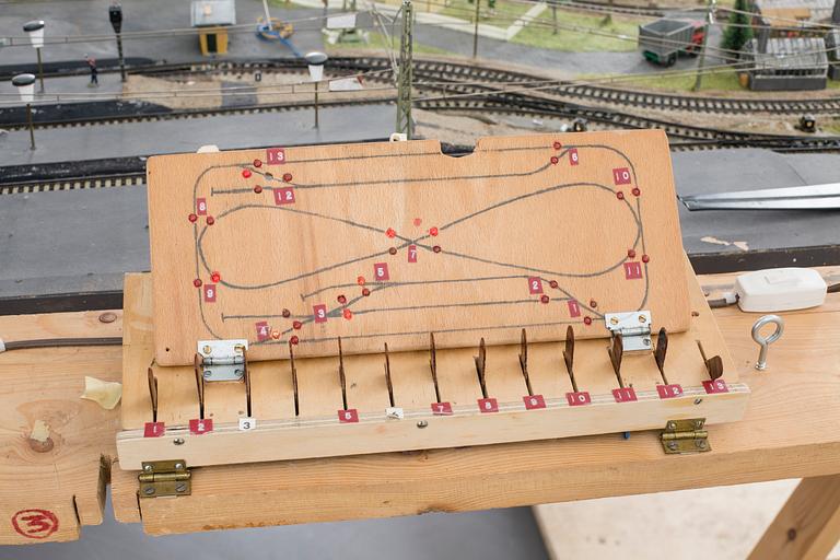 MÄRKLINBANA MED MÄRKLINTÅG. Bland annat tågset Märklin H0 28703. 1900-talets andra hälft.