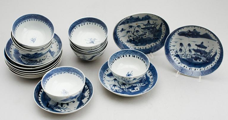 SKÅLAR med FAT, 10 st, porslin, Kina, tidigt 1800-tal.