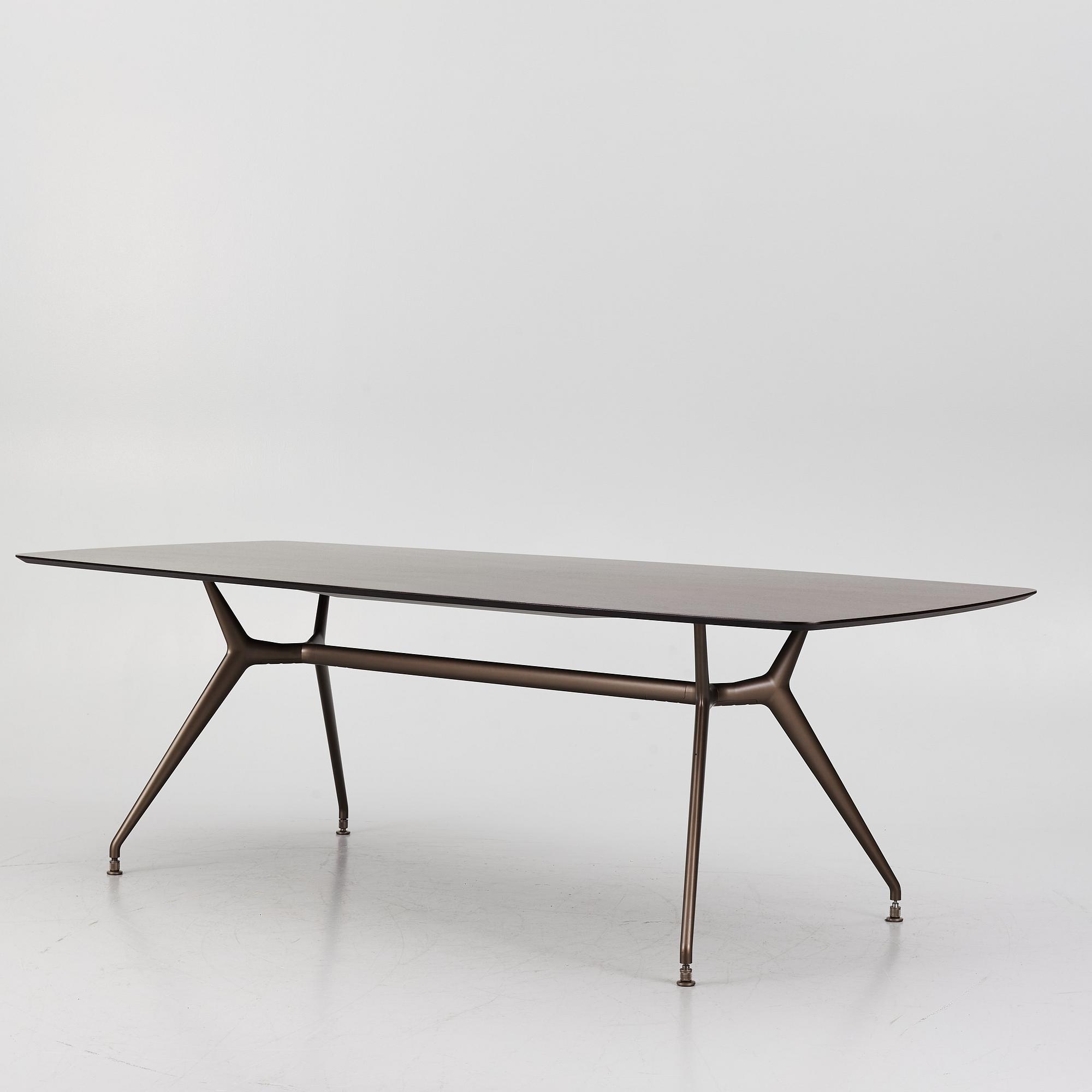 Giuseppe Bavuso, matbord, "Manta", Rimadesio, Italien.