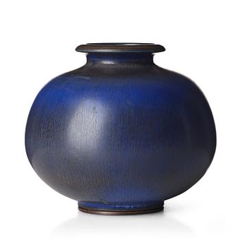 Berndt Friberg, a blue "rabbit's fur" glazed stoneware vase, Gustavsberg studio, Sweden 1960.