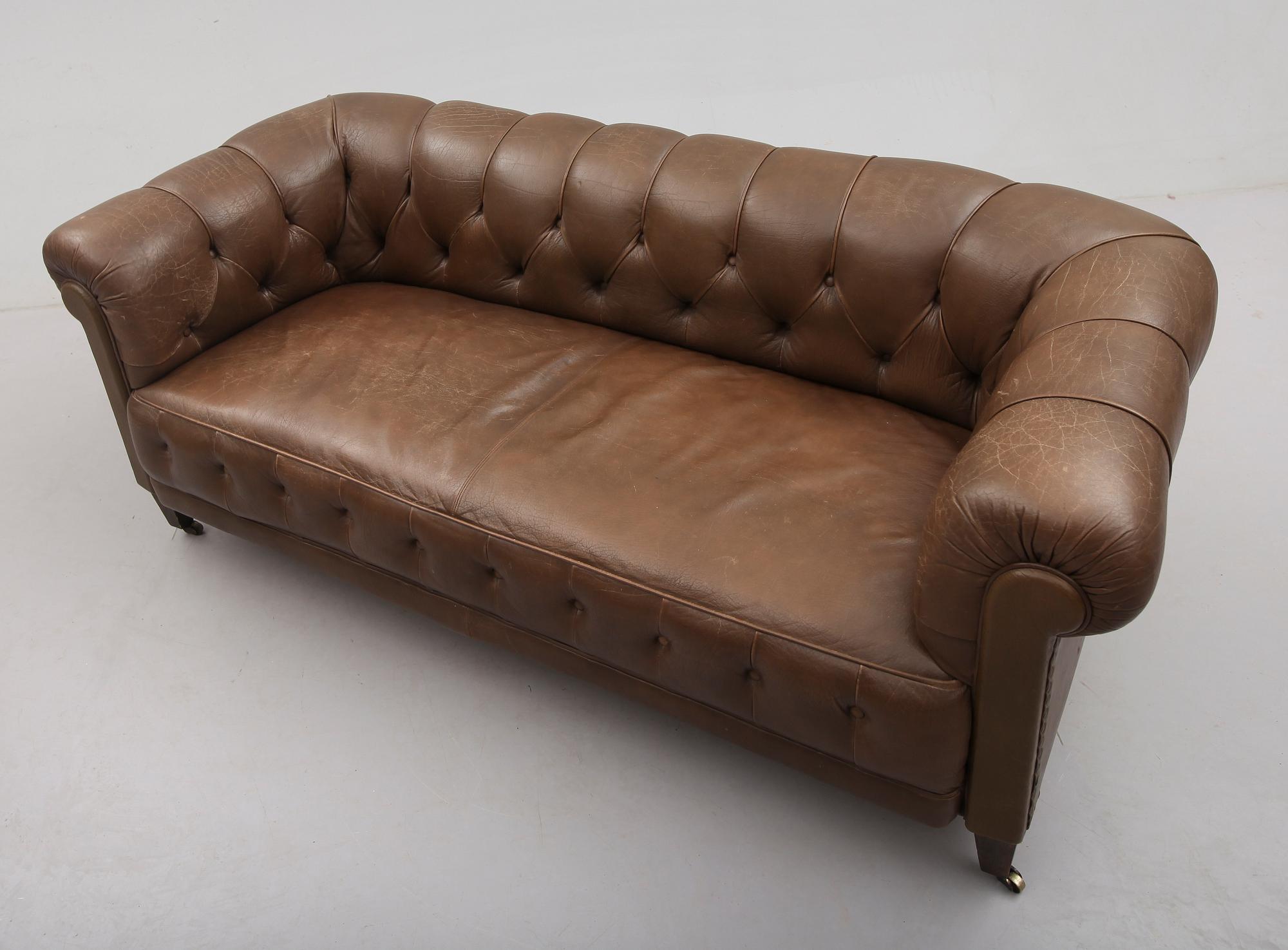 SOFFA, Chesterfieldmodell, 1900-talets första hälft.
