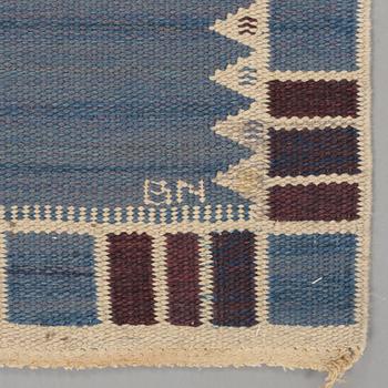 Barbro Nilsson, MATTO, "Salerno blå med enkel bård", flat weave, ca 248 x 167,5 cm, signed AB MMF BN.