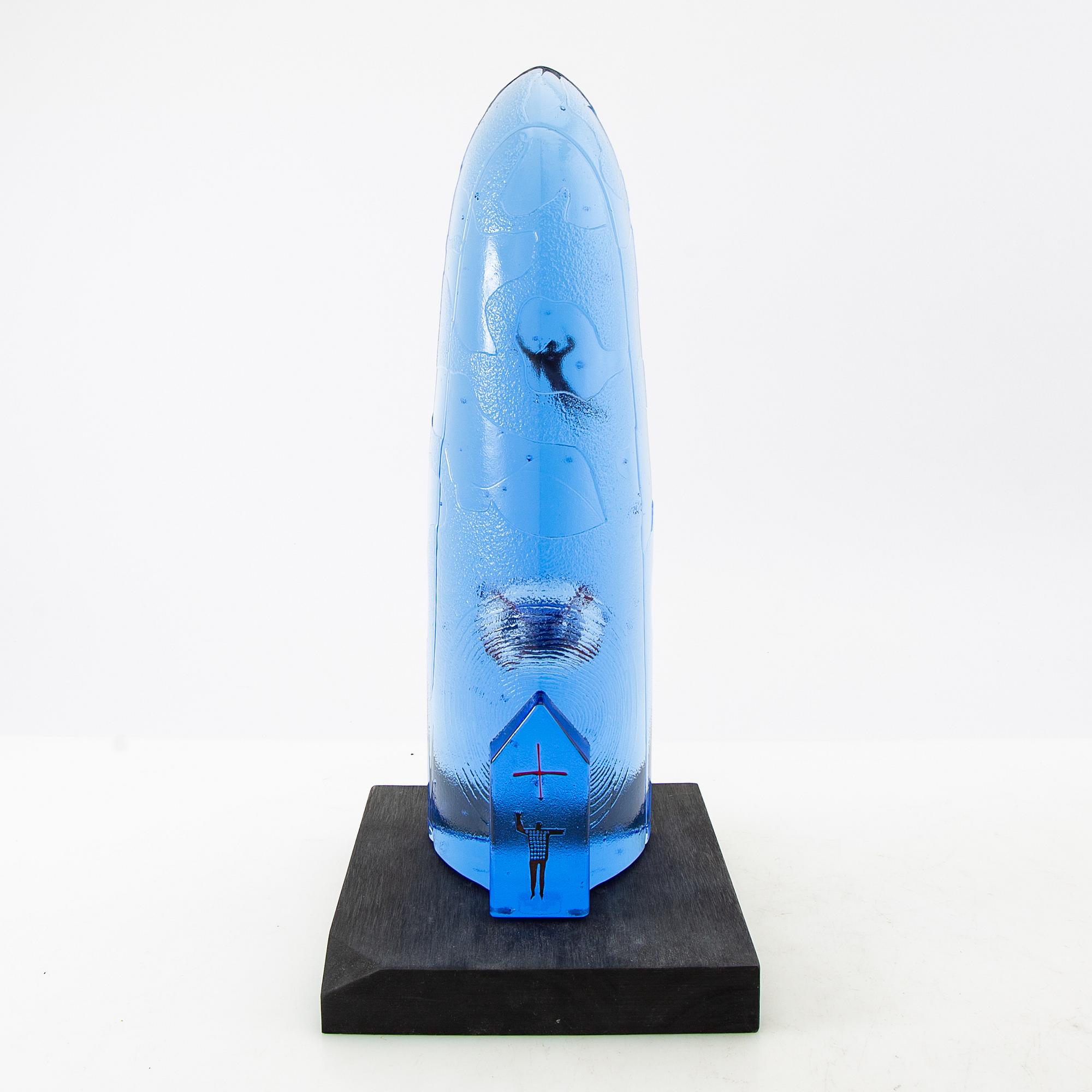 Bertil Vallien, sculpture, "The sky is the limit", glass, Kosta Boda, signed B. Vallien.