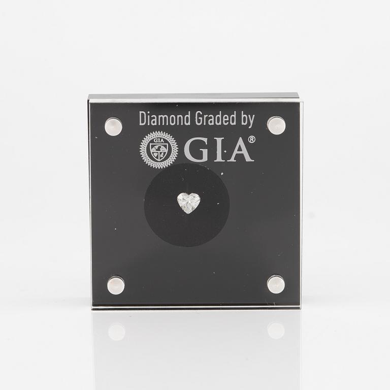 Hjärtformad briljantslipad diamant 0.50 ct, medföljande GIA dossier.