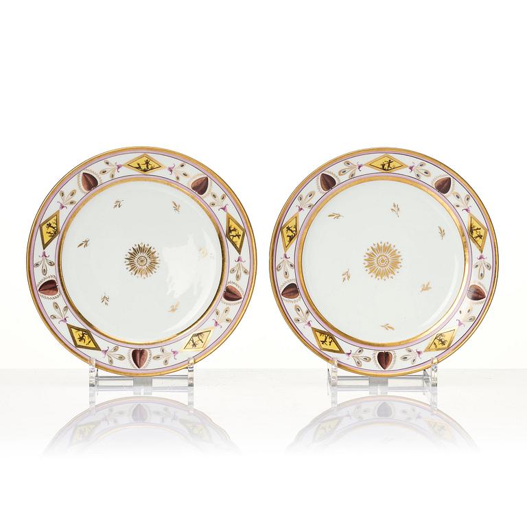 Tallrikar, 18 stycken, porslin. Frankrike, Empire, 1800-tal.