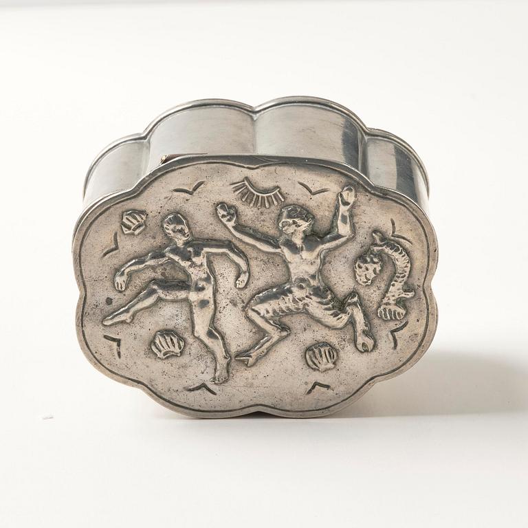 Nils Fougstedt, attributed to, a Swedish Grace pewter box, Herman Bergman konstgjuteri, Stockholm, 1929.