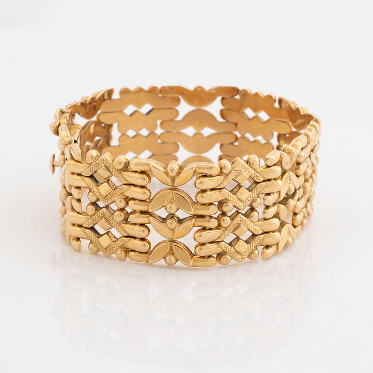 18K gold bracelet, Vicenza, Italy.