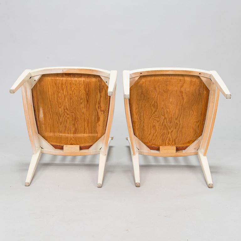 Carl Malmsten, tuoleja, 6 kpl, "Herrgården" sekä ruokapöytä.