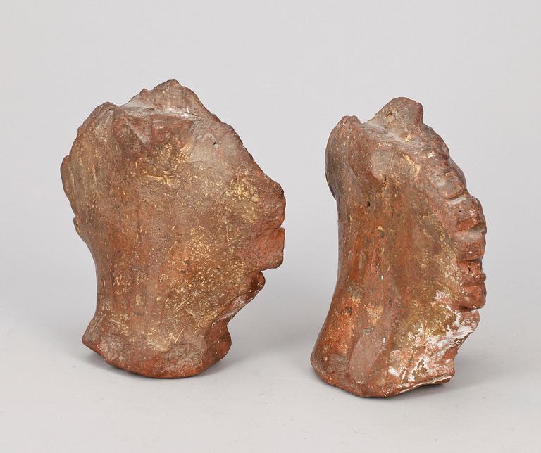 MASKARONER, ett par, lergods, trol 16-1700-tal.